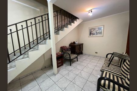 Casa à venda com 218m², 4 quartos e 2 vagas Casa à venda com 218m², 4 quartos e 2 vagasSala 2