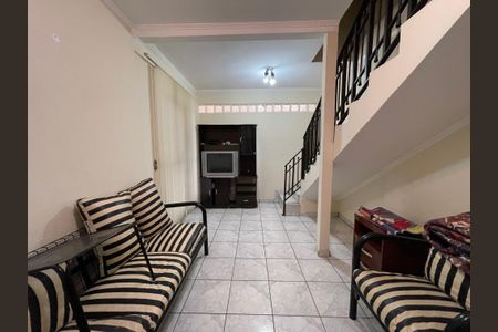 Casa à venda com 218m², 4 quartos e 2 vagas Casa à venda com 218m², 4 quartos e 2 vagasSala 2