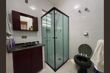 Casa à venda com 218m², 4 quartos e 2 vagas Casa à venda com 218m², 4 quartos e 2 vagasBanheiro 1