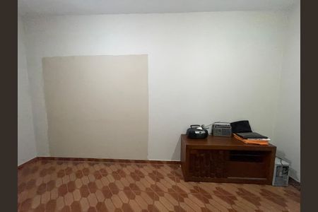 Casa à venda com 218m², 4 quartos e 2 vagas Casa à venda com 218m², 4 quartos e 2 vagasQuarto 1
