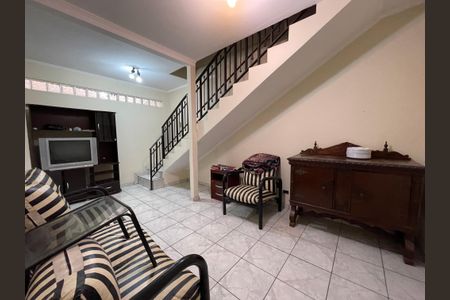 Sala 2 de casa à venda com 4 quartos, 218m² em Conjunto Residencial Butanta, São Paulo