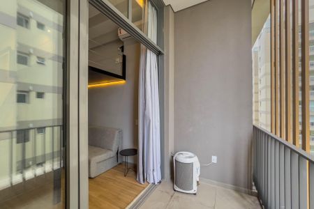 Varanda de kitnet/studio para alugar com 1 quarto, 28m² em Vila Mariana, São Paulo