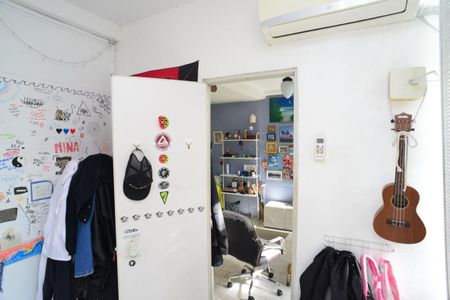 Apartamento para alugar com 215m², 4 quartos e 4 vagas Apartamento para alugar com 215m², 4 quartos e 4 vagasStudio