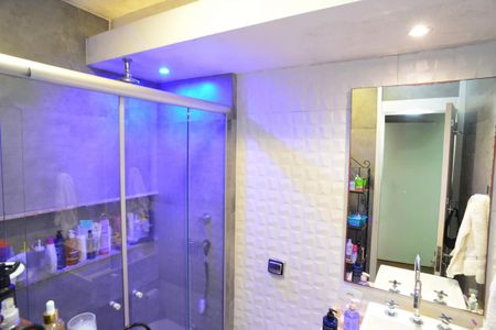 Apartamento para alugar com 215m², 4 quartos e 4 vagas Apartamento para alugar com 215m², 4 quartos e 4 vagasBanheiro Social