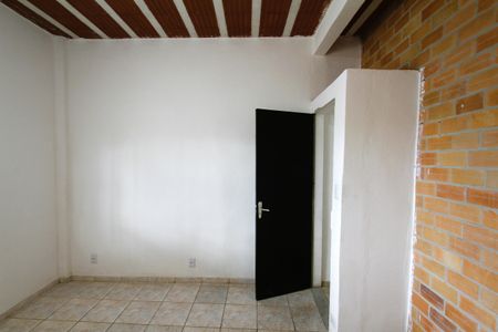 Casa para alugar com 54m², 2 quartos e 1 vagaQuarto 1