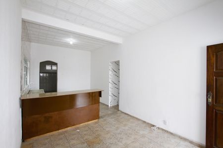 Sala de casa para alugar com 2 quartos, 54m² em Santo Andre, Belo Horizonte