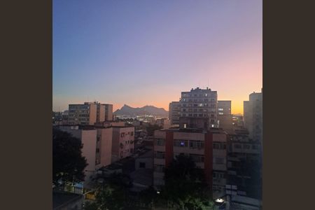 Apartamento para alugar com 66m², 2 quartos e 1 vagaVista