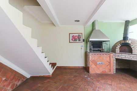 Casa à venda com 336m², 5 quartos e 5 vagasÁrea gourmet