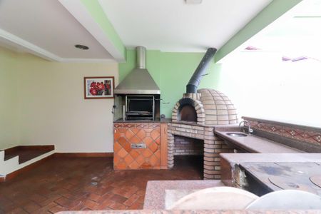 Casa à venda com 336m², 5 quartos e 5 vagasÁrea gourmet