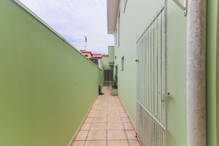Casa à venda com 336m², 5 quartos e 5 vagasQuintal