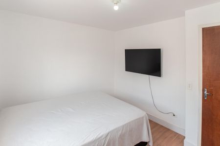 Casa de condomínio à venda com 62m², 2 quartos e 2 vagasSuíte