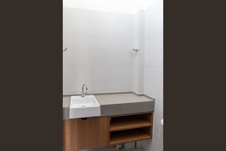 Casa de condomínio à venda com 62m², 2 quartos e 2 vagasBanheiro