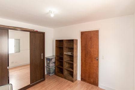 Casa de condomínio à venda com 62m², 2 quartos e 2 vagasQuarto