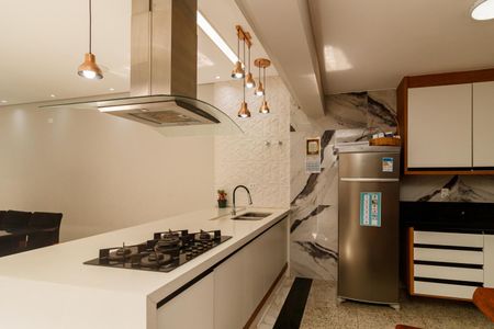 Casa à venda com 292m², 4 quartos e 3 vagasCozinha