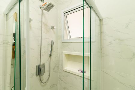 Casa à venda com 292m², 4 quartos e 3 vagasSuíte 4 banheiro