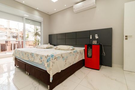 Casa à venda com 292m², 4 quartos e 3 vagasSuíte