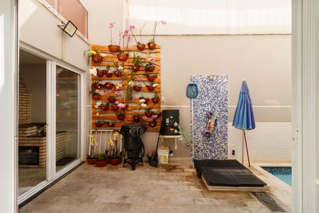 Casa à venda com 292m², 4 quartos e 3 vagasSala