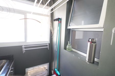 Apartamento à venda com 57m², 2 quartos e 1 vagaCozinha e Área de Serviço