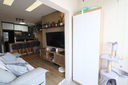 Sala de apartamento à venda com 2 quartos, 57m² em Umuarama, Osasco