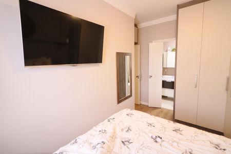 Suíte 1 de apartamento à venda com 2 quartos, 57m² em Umuarama, Osasco