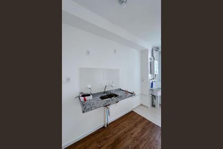 Apartamento para alugar com 39m², 2 quartos e sem vaga Apartamento para alugar com 39m², 2 quartos e sem vagaCozinha e Área de Serviço