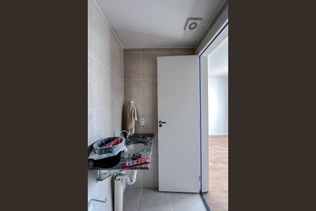 Apartamento para alugar com 39m², 2 quartos e sem vaga Apartamento para alugar com 39m², 2 quartos e sem vagaBanheiro