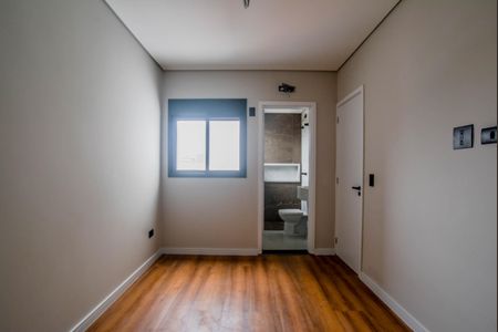 Casa à venda com 160m², 3 quartos e 4 vagas Casa à venda com 160m², 3 quartos e 4 vagasQuarto Suíte