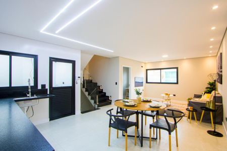 Casa à venda com 160m², 3 quartos e 4 vagasSala/Cozinha