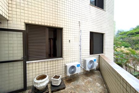 Apartamento à venda com 155m², 4 quartos e 2 vagasÁrea privativa