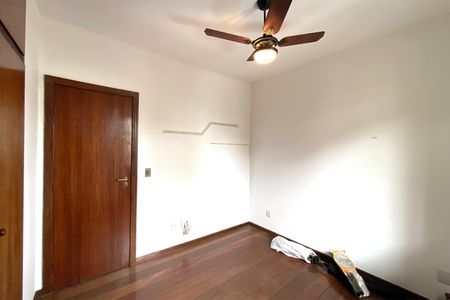 Apartamento à venda com 155m², 4 quartos e 2 vagasQuarto 4