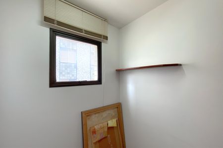 Apartamento à venda com 155m², 4 quartos e 2 vagasQuarto de Serviço