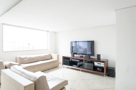 Apartamento para alugar com 107m², 2 quartos e 2 vagasÁrea comum - Salão de festas