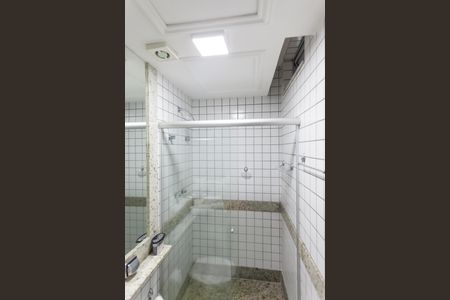 Apartamento para alugar com 107m², 2 quartos e 2 vagasBanheiro Social