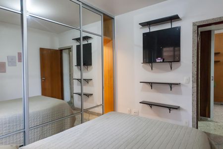 Apartamento para alugar com 107m², 2 quartos e 2 vagassuite 