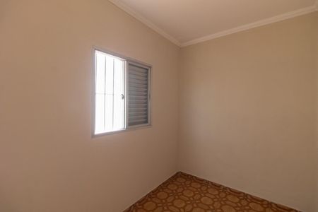 Casa à venda com 180m², 4 quartos e 5 vagas Casa à venda com 180m², 4 quartos e 5 vagasQuarto 4
