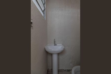 Casa à venda com 180m², 4 quartos e 5 vagas Casa à venda com 180m², 4 quartos e 5 vagasLavabo Externo