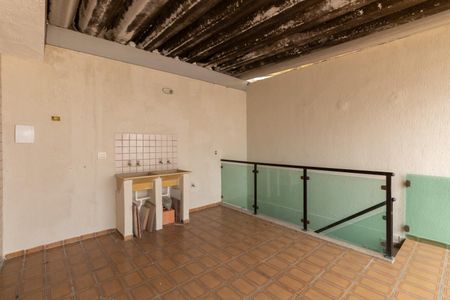 Casa à venda com 180m², 4 quartos e 5 vagas Casa à venda com 180m², 4 quartos e 5 vagasÁrea de Serviço