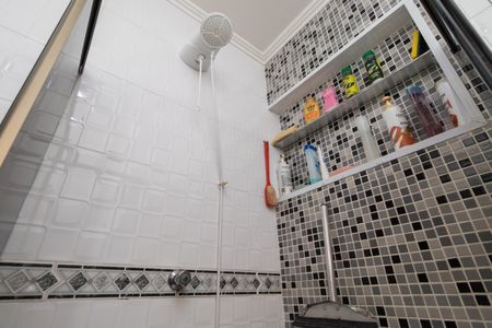 Casa à venda com 200m², 2 quartos e 2 vagas Casa à venda com 200m², 2 quartos e 2 vagasBanheiro 1