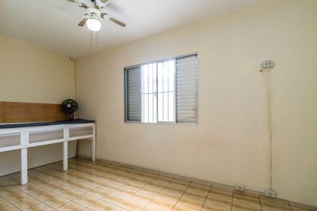 Casa à venda com 200m², 2 quartos e 2 vagas Casa à venda com 200m², 2 quartos e 2 vagasQuarto 2