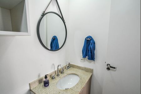 Apartamento à venda com 83m², 3 quartos e 2 vagasBanheiro da Suíte