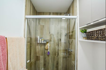 Apartamento à venda com 83m², 3 quartos e 2 vagasBanheiro da Suíte