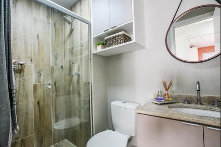 Apartamento à venda com 83m², 3 quartos e 2 vagasBanheiro Social