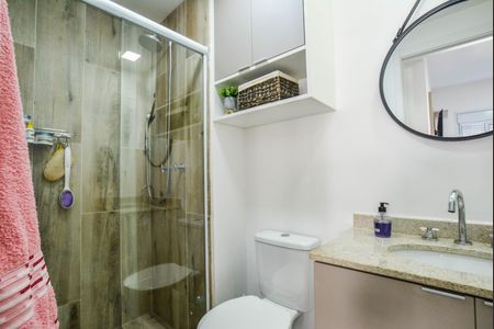 Apartamento à venda com 83m², 3 quartos e 2 vagasBanheiro da Suíte