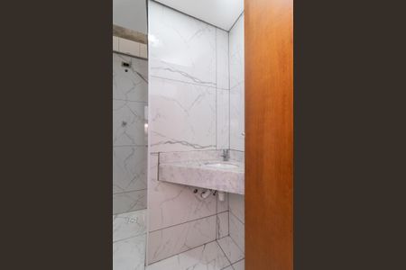 Casa à venda com 66m², 2 quartos e 1 vagaBanheiro da Suíte