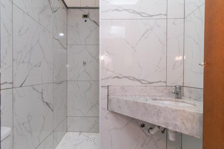 Casa à venda com 66m², 2 quartos e 1 vagaBanheiro da Suíte