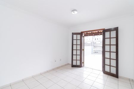 Casa à venda com 66m², 2 quartos e 1 vagaSuíte