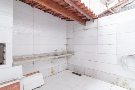 Casa à venda com 66m², 2 quartos e 1 vagaÁrea gourmet