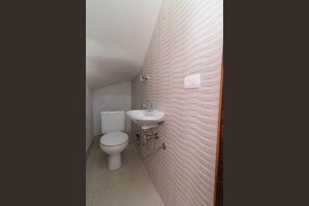 Casa à venda com 66m², 2 quartos e 1 vagaLavabo