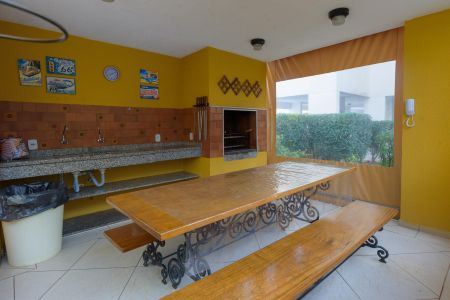 Apartamento à venda com 48m², 2 quartos e 1 vaga Apartamento à venda com 48m², 2 quartos e 1 vagaÁrea comum - Churrasqueira