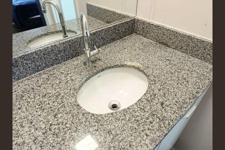 Apartamento à venda com 29m², 1 quarto e sem vagaBanheiro